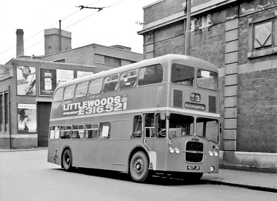  Guy Wulfrunian 6LX East Lancs 1962 года  (фото 2 из 2)